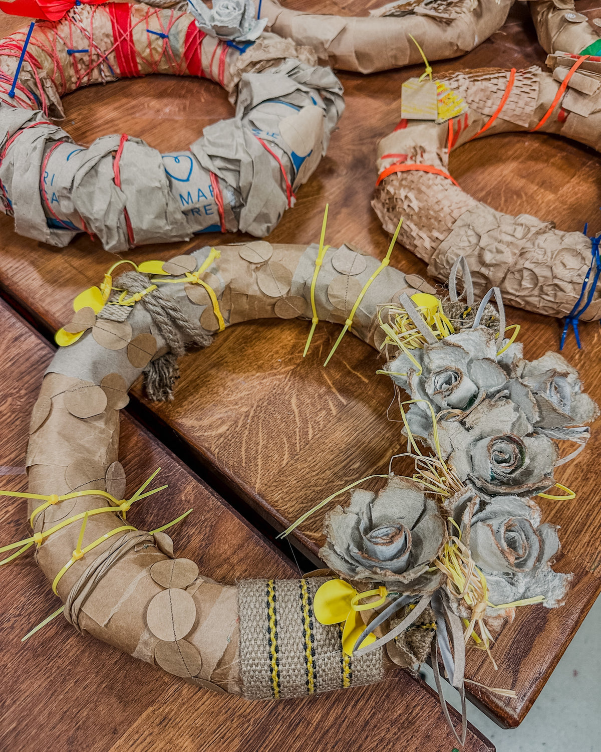 Re:Kranz – Upcycling-Workshop: Aus Verpackung wird Design