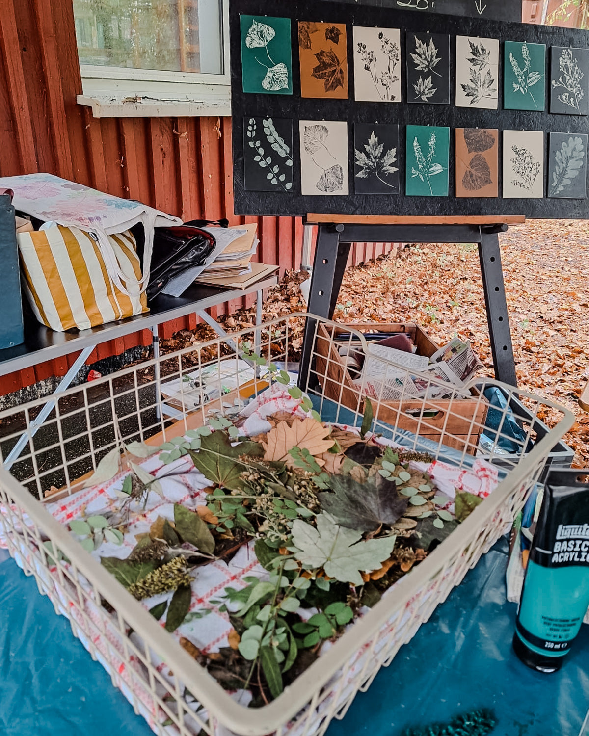 Botanischer Monodruck – Pflanzendruck mit echten Blättern und Blüten