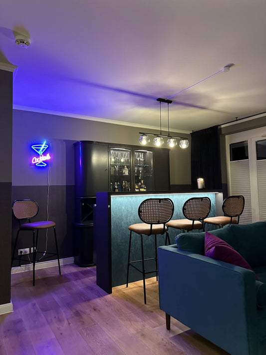 Die Deko Profis: Bar-Wohnzimmer