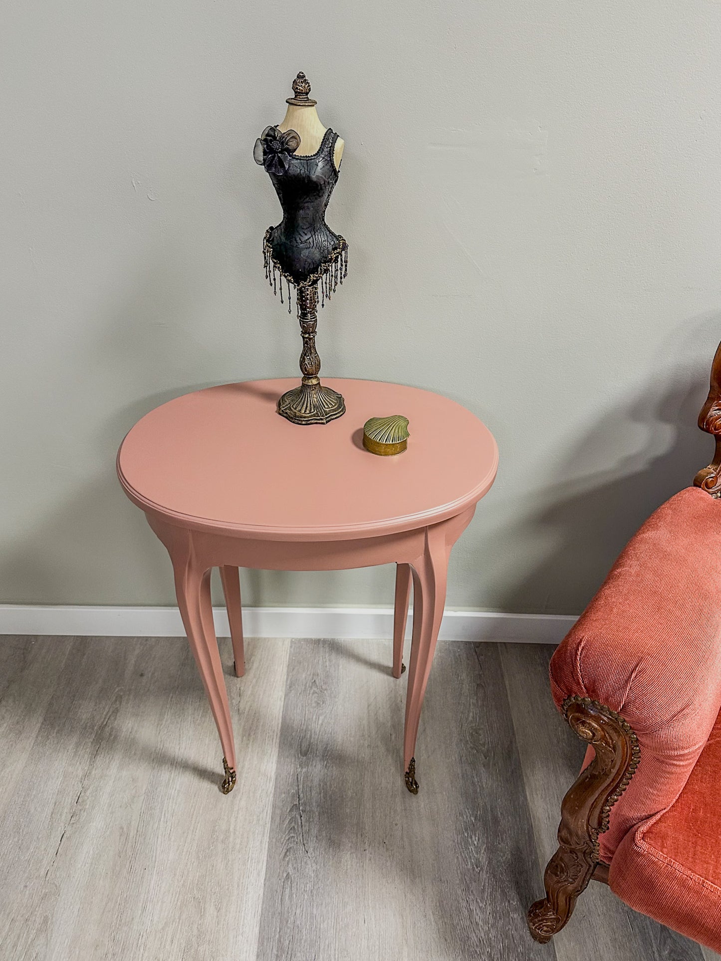 Beistelltisch „Daphne“ - pudriges Rosé!