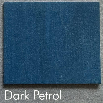 Dark Petrol – Mystisches Petrolblau