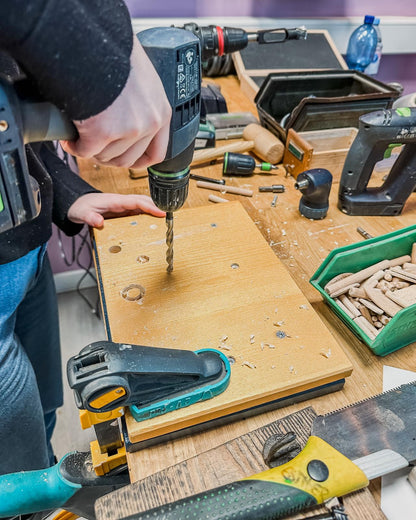 Workshop: Holz reparieren und bearbeiten