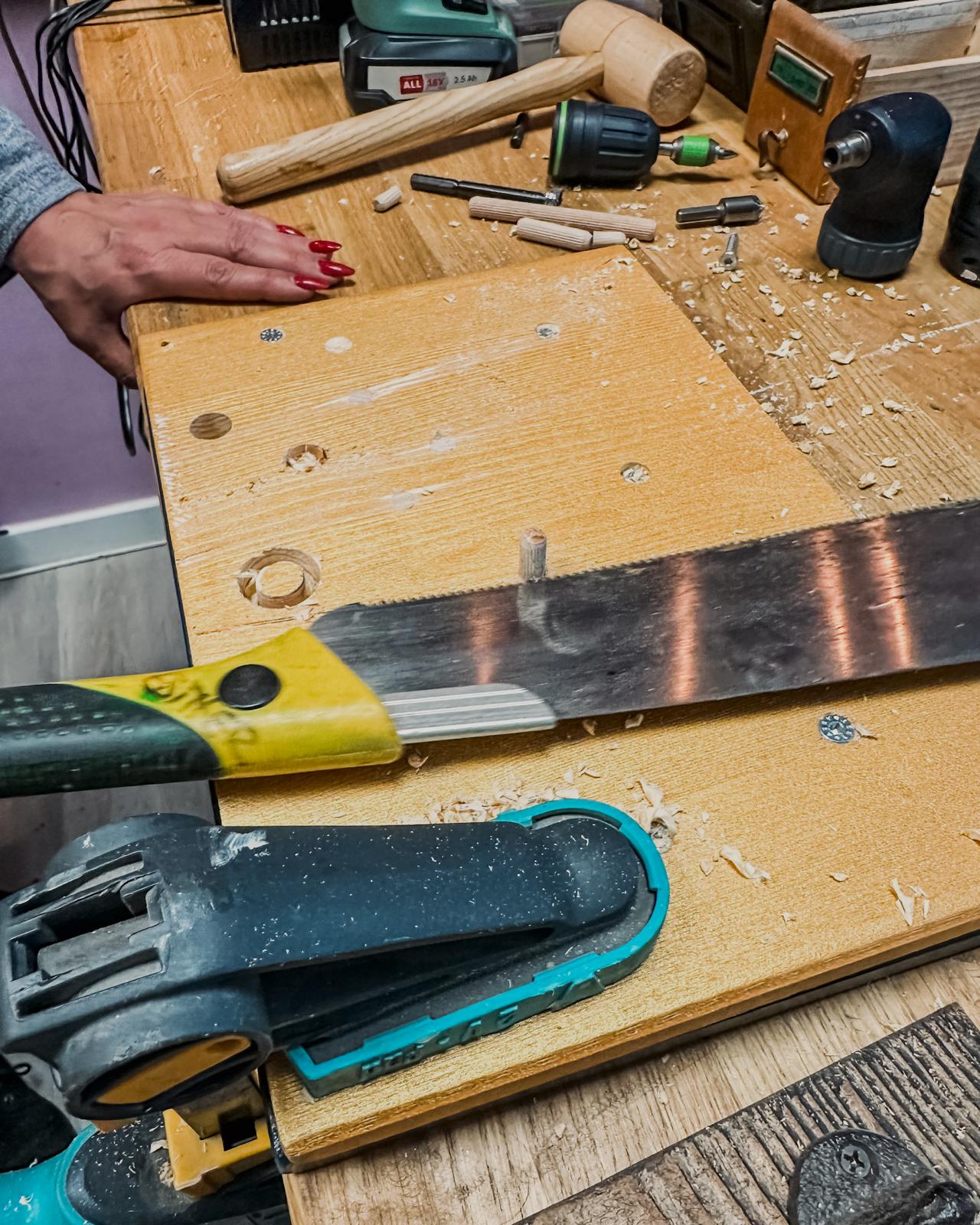 Workshop: Holz reparieren und bearbeiten