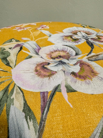 Polsterhocker "Hanni" - Dip-Dye-Detail!