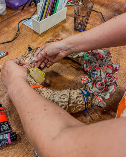 Re:Kranz – Upcycling-Workshop: Aus Verpackung wird Design