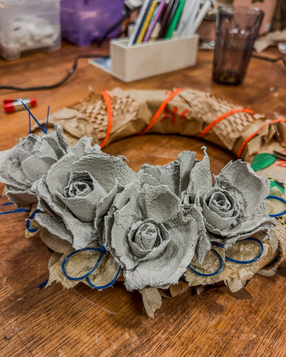Re:Kranz – Upcycling-Workshop: Aus Verpackung wird Design