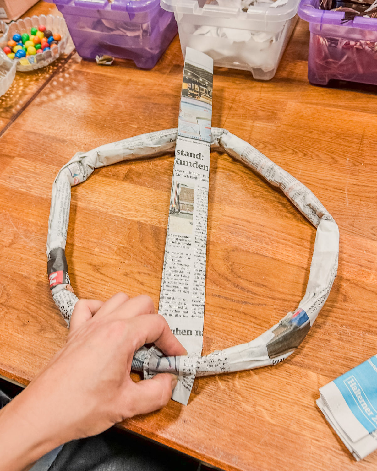 Re:Kranz – Upcycling-Workshop: Aus Verpackung wird Design