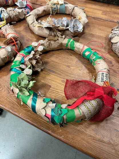 Re:Kranz – Upcycling-Workshop: Aus Verpackung wird Design