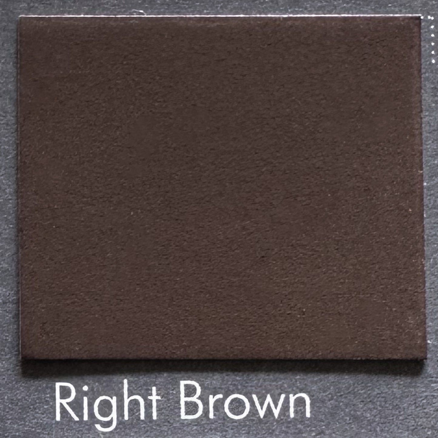 Right Brown – Reichhaltiger Torfboden