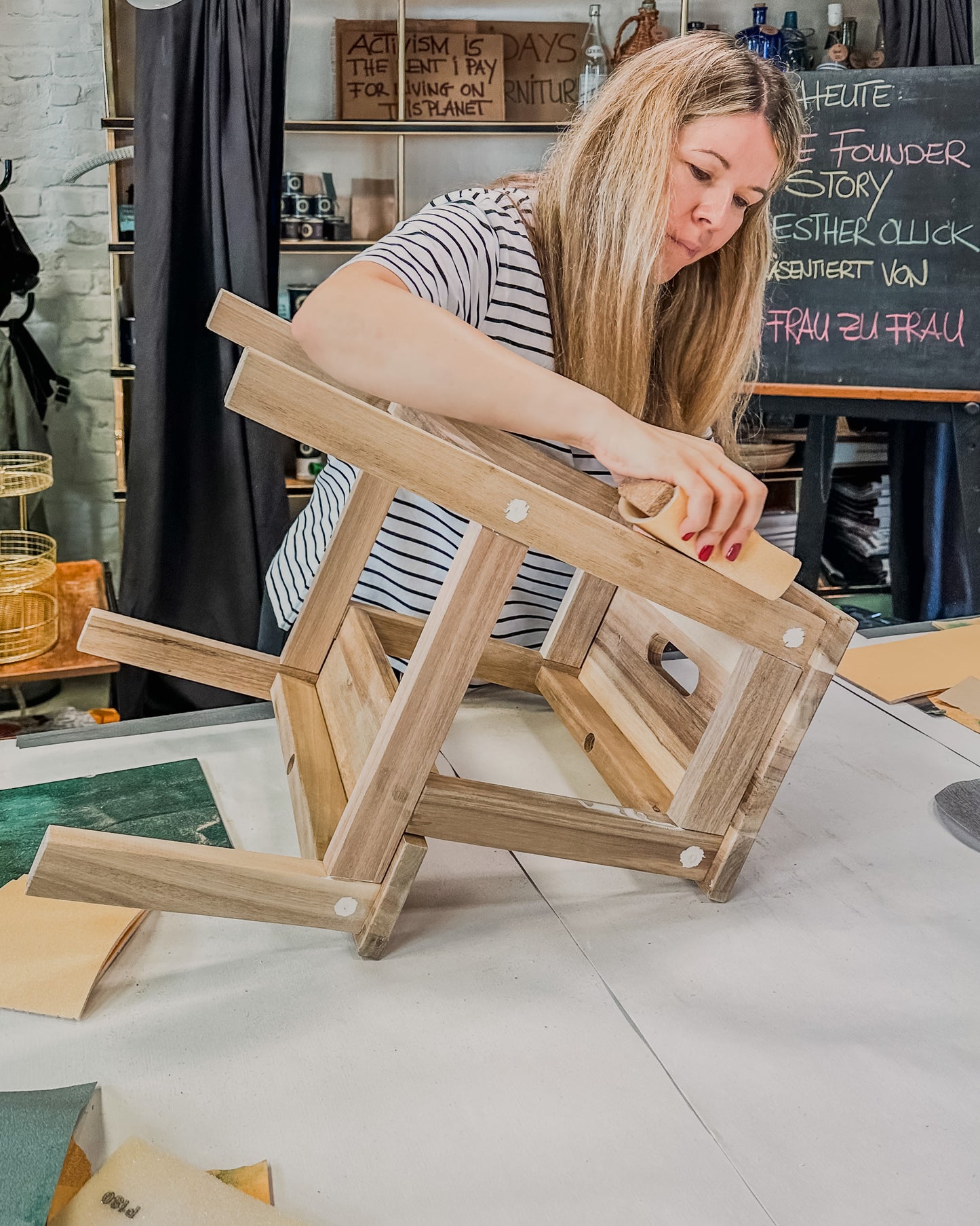 Workshop: Möbel lackieren