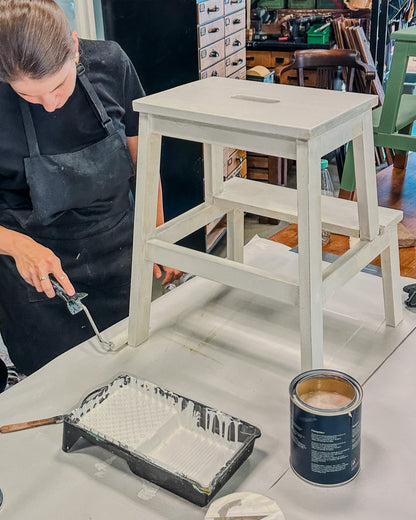 Workshop: Möbel lackieren