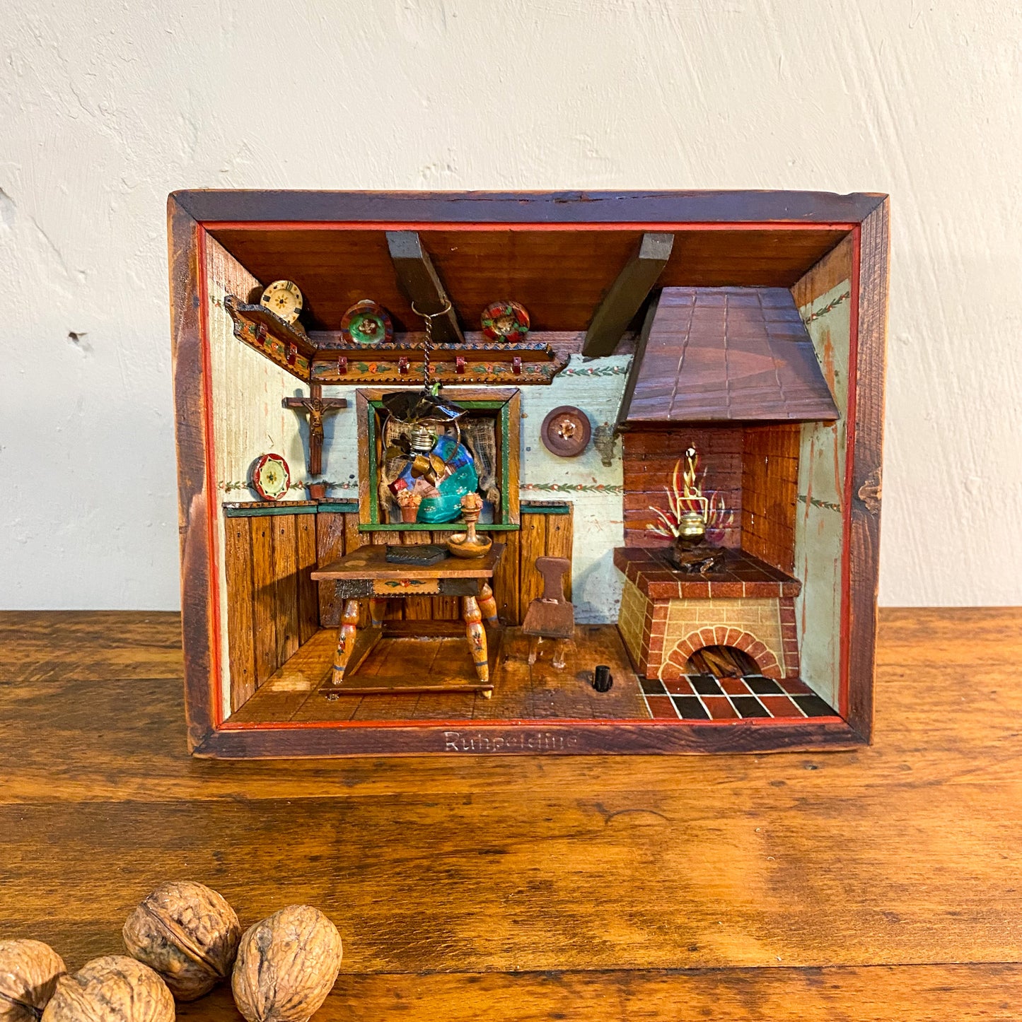 Antikes Diorama "Ruhpolding" Kastenbild Bauernstube mit Interieur, um 1900 - Werkstattfürschönes